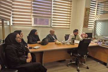 مرکز مطالعات پزشک شیراز نشست بررسی و هماهنگی در راستای آموزشی شدن بیمارستان فیروزآباد